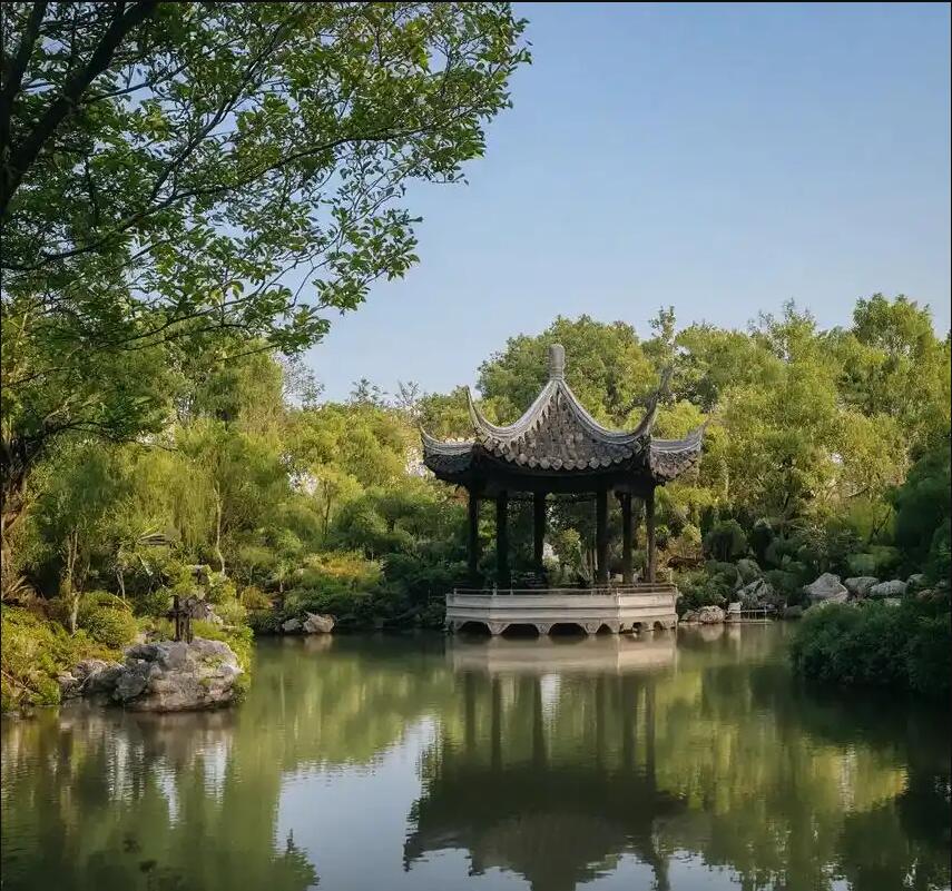 龙口醉蓝餐饮有限公司